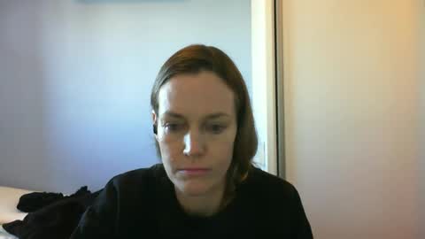 Anny online show from October 2025 10:49:01 AM