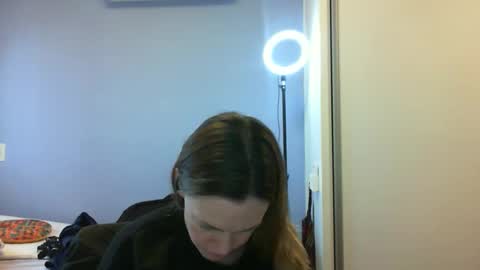 Anny online show from October 2025 11:00:01 AM