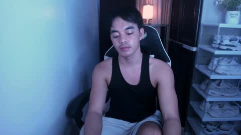 Snapshot of crazyasiancum chatting on December 2024 10:33:02 AM Zion online show from December 2024 10:33:02 AM
