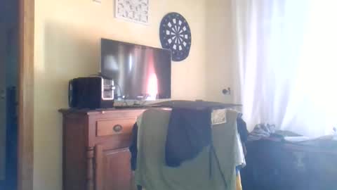 crazyboy44412345 online show from October 2025 12:33:01 PM