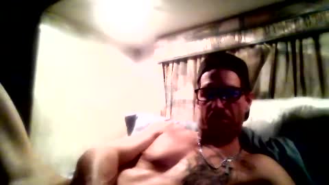 crazybuilder1 online show from February 2026 05:45:01 AM