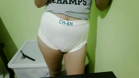 crazychicks4u online show from November 2025 02:35:01 PM