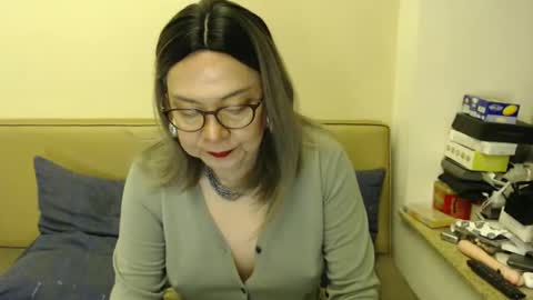 Snapshot of crazychika chatting on December 2024 04:23:01 PM Kelly online show from December 2024 04:23:01 PM