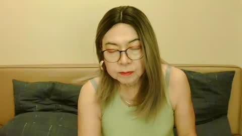 Snapshot of crazychika chatting on October 2025 04:30:02 PM Kelly online show from October 2025 04:30:02 PM