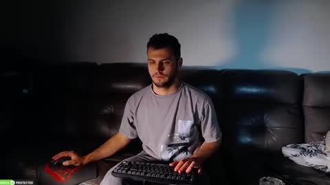 Crazy online show from October 2025 10:39:02 PM