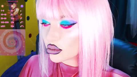 Roxy online show from September 2025 04:41:01 PM