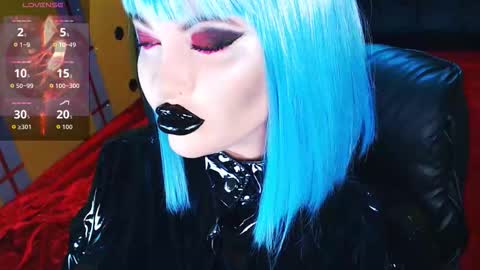 Snapshot of crazypinkyball chatting on March 2026 02:54:02 PM Roxy online show from March 2026 02:54:02 PM