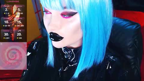 Snapshot of crazypinkyball chatting on March 2026 03:00:01 PM Roxy online show from March 2026 03:00:01 PM