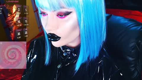 Snapshot of crazypinkyball chatting on April 2026 02:58:01 PM Roxy online show from April 2026 02:58:01 PM