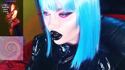 Snapshot of crazypinkyball chatting on April 2026 09:16:01 AM Roxy online show from April 2026 09:16:01 AM