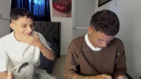 crazzy_master1 online show from April 2026 06:49:02 PM