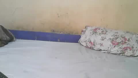 Samuel online show from October 2025 06:52:02 PM