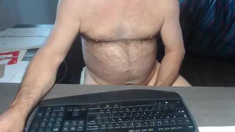 Creamormilk online show from September 2025 01:36:01 PM