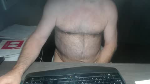 Creamormilk online show from November 2025 10:06:01 AM