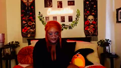 Vee online show from June 2026 07:03:02 PM