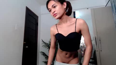 Delilah online show from March 2026 06:39:01 AM