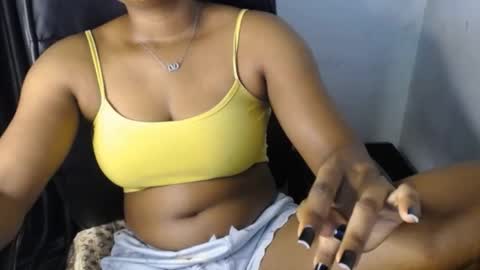 Snapshot of creamy_juicypussy chatting on November 2025 07:55:02 AM Lady jasmine online show from November 2025 07:55:02 AM