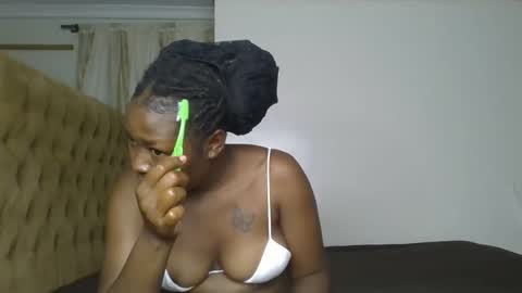 creamy_pie1 online show from February 2026 10:05:02 PM