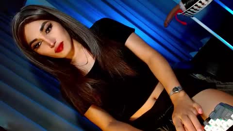 Snapshot of creamycum_celinexxx chatting on February 2025 10:31:02 PM Celine online show from February 2025 10:31:02 PM