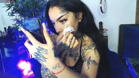 Sophie online show from April 2026 04:57:02 AM