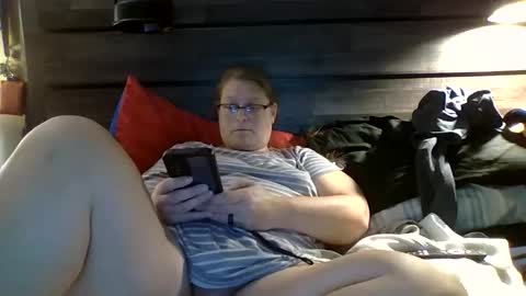 Snapshot of creamymadona chatting on October 2025 02:34:01 AM Heather online show from October 2025 02:34:01 AM