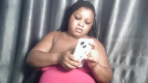 Snapshot of creamyposh1 chatting on November 2025 04:13:02 AM creamyposh1 online show from November 2025 04:13:02 AM