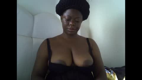 Snapshot of creamypussyxx chatting on May 2026 07:47:01 AM creamypussyxx online show from May 2026 07:47:01 AM