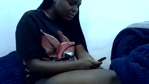 Snapshot of creamyypussyy chatting on June 2026 12:22:01 PM creamyypussyy online show from June 2026 12:22:01 PM
