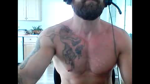 Snapshot of creatureofbeauty chatting on April 2026 03:13:01 PM creatureofbeauty online show from April 2026 03:13:01 PM