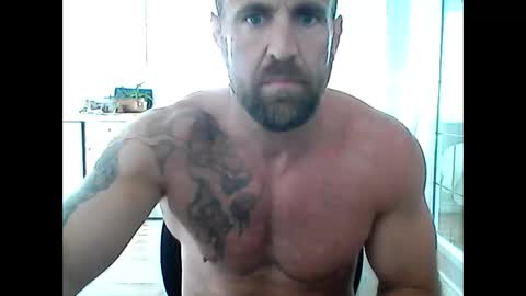 Snapshot of creatureofbeauty chatting on May 2026 12:15:01 AM creatureofbeauty online show from May 2026 12:15:01 AM