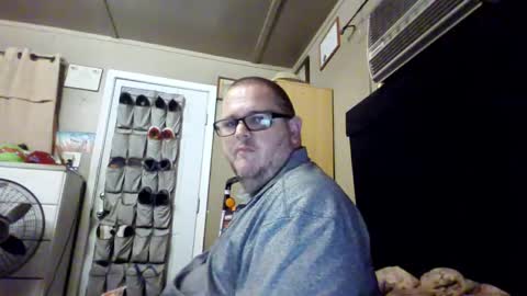 The hopeless romantic online show from October 2025 07:26:02 AM