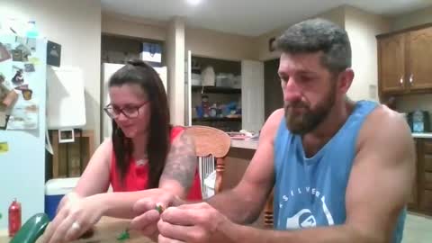 Snapshot of creeksidecouple chatting on September 2025 03:44:02 AM Creeksidecouple online show from September 2025 03:44:02 AM