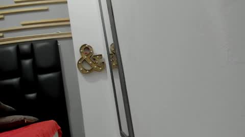 criistal_castro online show from May 2026 08:11:01 AM