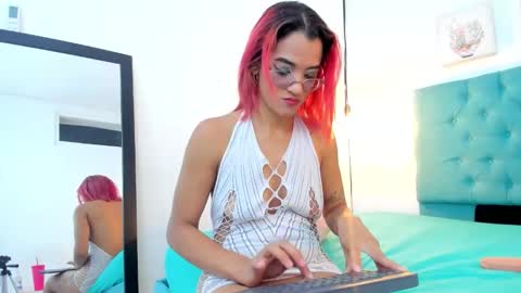 Snapshot of cris_dulce chatting on October 2025 06:41:02 PM cris_dulce online show from October 2025 06:41:02 PM