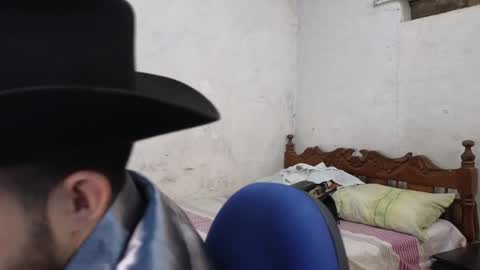 Snapshot of cris_simons chatting on December 2024 03:40:02 AM cris_simons online show from December 2024 03:40:02 AM