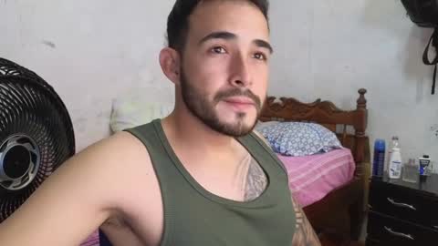 Snapshot of cris_simons chatting on February 2025 04:21:01 AM cris_simons online show from February 2025 04:21:01 AM