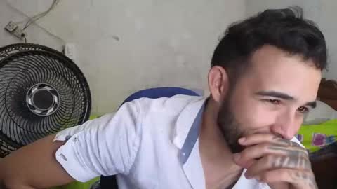 Snapshot of cris_simons chatting on February 2025 04:31:01 AM cris_simons online show from February 2025 04:31:01 AM