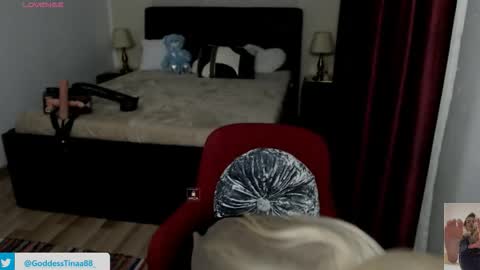 cris_tinne online show from January 2026 04:23:01 PM