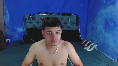 Snapshot of crisandmery chatting on September 2025 05:07:01 AM CRISANDMERY online show from September 2025 05:07:01 AM