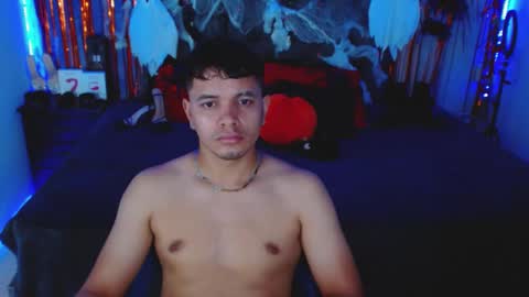 Snapshot of crisandmery chatting on October 2025 07:49:02 AM CRISANDMERY online show from October 2025 07:49:02 AM