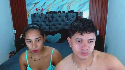 CRISANDMERY online show from February 2026 03:35:01 AM