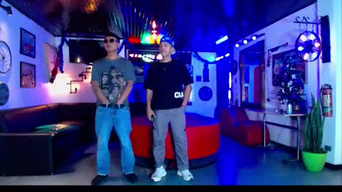 Snapshot of crismens chatting on December 2025 08:05:02 PM crismens online show from December 2025 08:05:02 PM