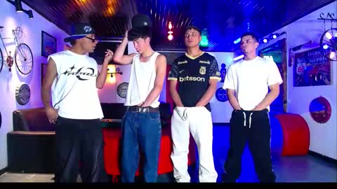 Snapshot of crismens chatting on January 2026 08:13:02 PM crismens online show from January 2026 08:13:02 PM