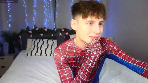 Snapshot of crisp1n chatting on December 2025 02:48:01 PM Chris online show from December 2025 02:48:01 PM