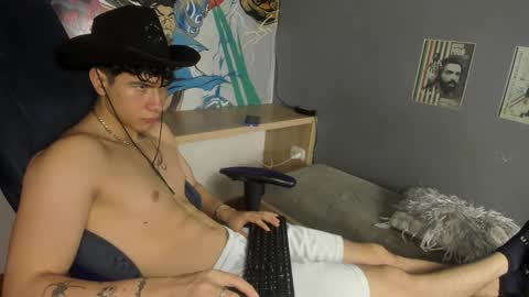 Snapshot of criss_adams chatting on February 2026 03:45:01 AM Cris online show from February 2026 03:45:01 AM