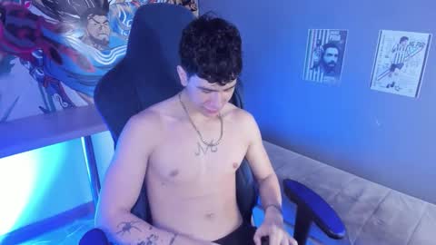 Snapshot of criss_adams chatting on March 2026 02:39:02 AM Cris online show from March 2026 02:39:02 AM