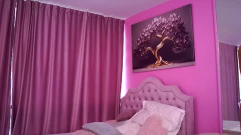 Snapshot of crisstyblair chatting on March 2026 09:43:02 AM Crissy online show from March 2026 09:43:02 AM