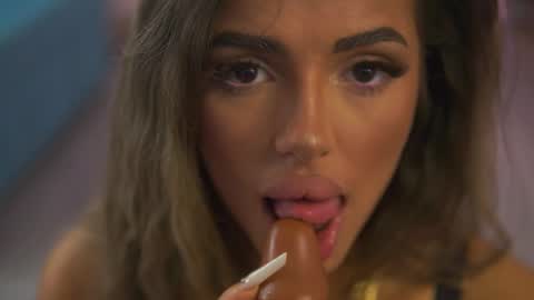 Snapshot of crisstyblair chatting on April 2026 10:13:01 AM Crissy online show from April 2026 10:13:01 AM