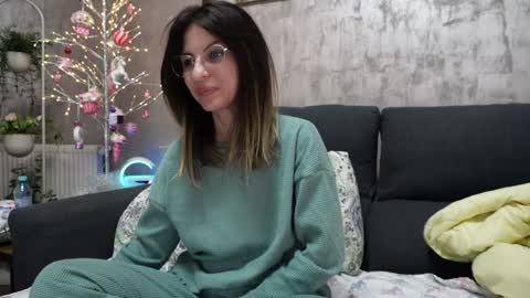 crissy_love online show from January 2025 03:14:01 AM