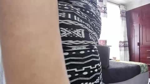 Snapshot of cristal_18xxx chatting on March 2026 04:12:01 PM Cristal online show from March 2026 04:12:01 PM